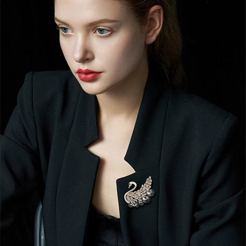 Swan" brooch, anthracite with rhinestones