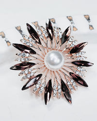 "Summer blossom" brooch, pink with rhinestones and a decorative pearl