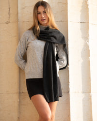 Cashmere scarf wide