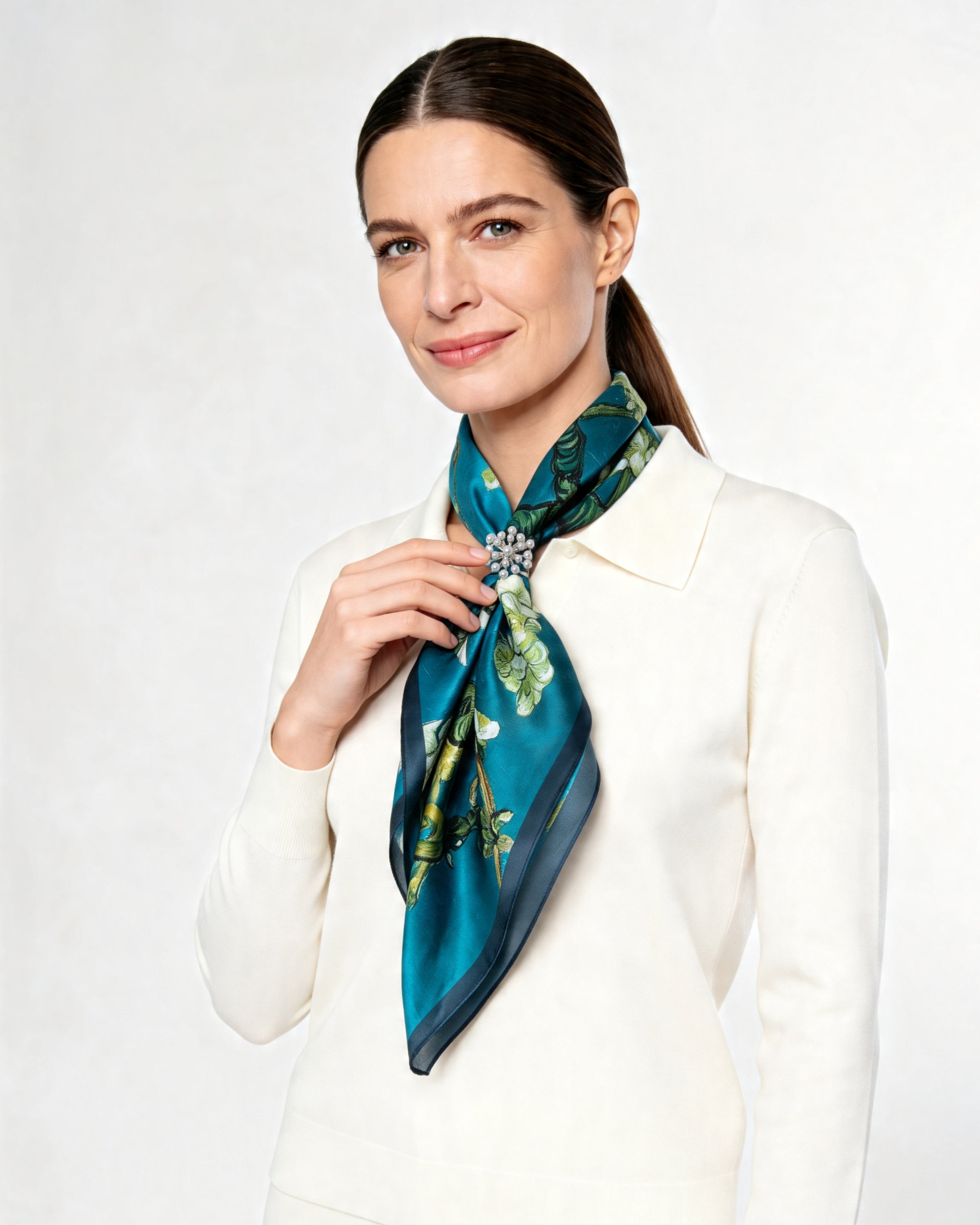 Square silk scarf Vincent 65x65 almond blossom