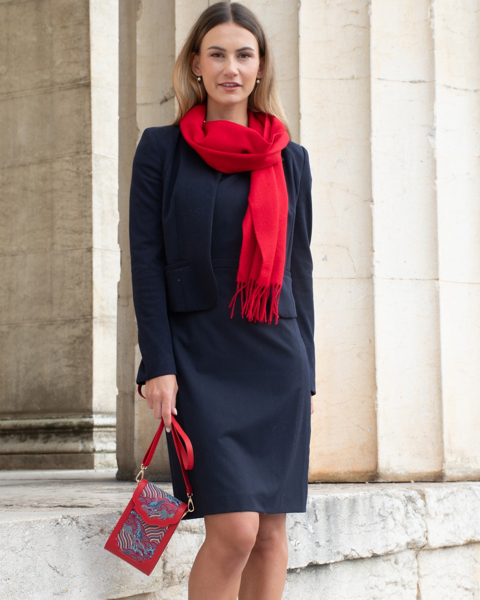 Écharpe de cachemire rouge unie