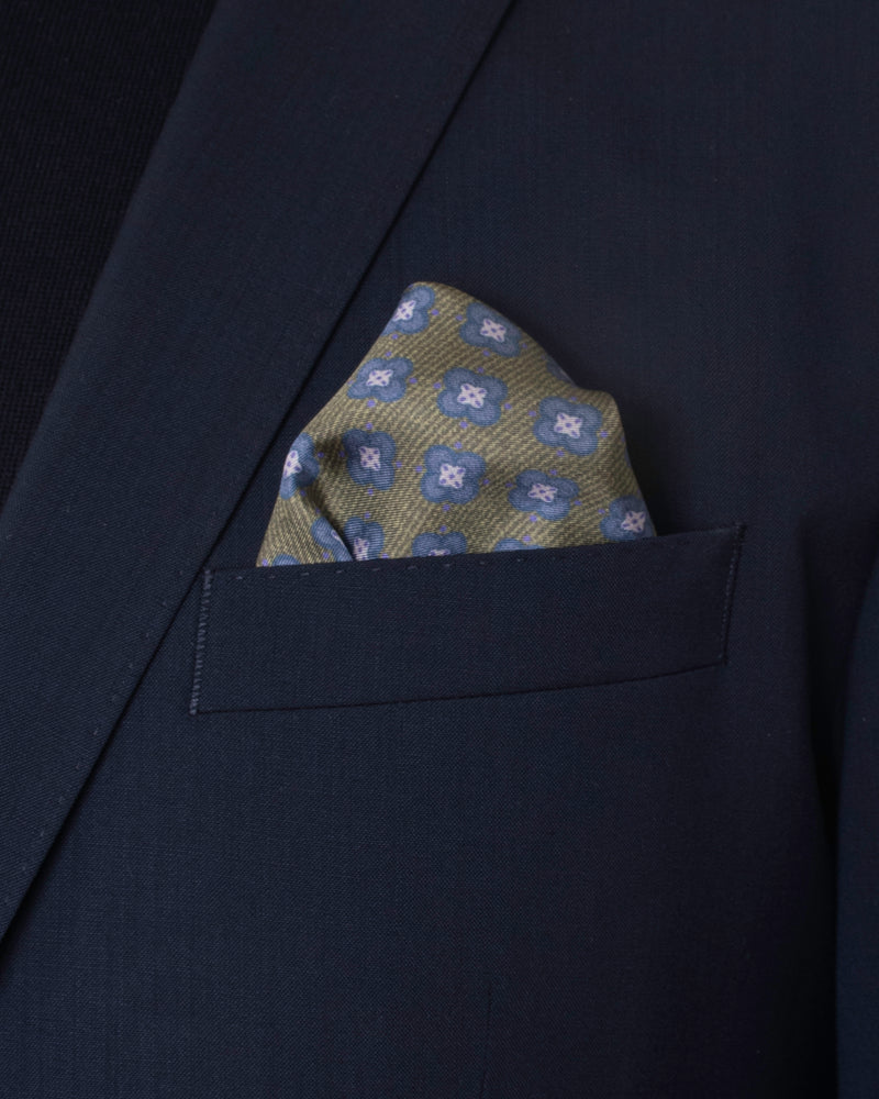 Men's silk scarf subtle pattern green