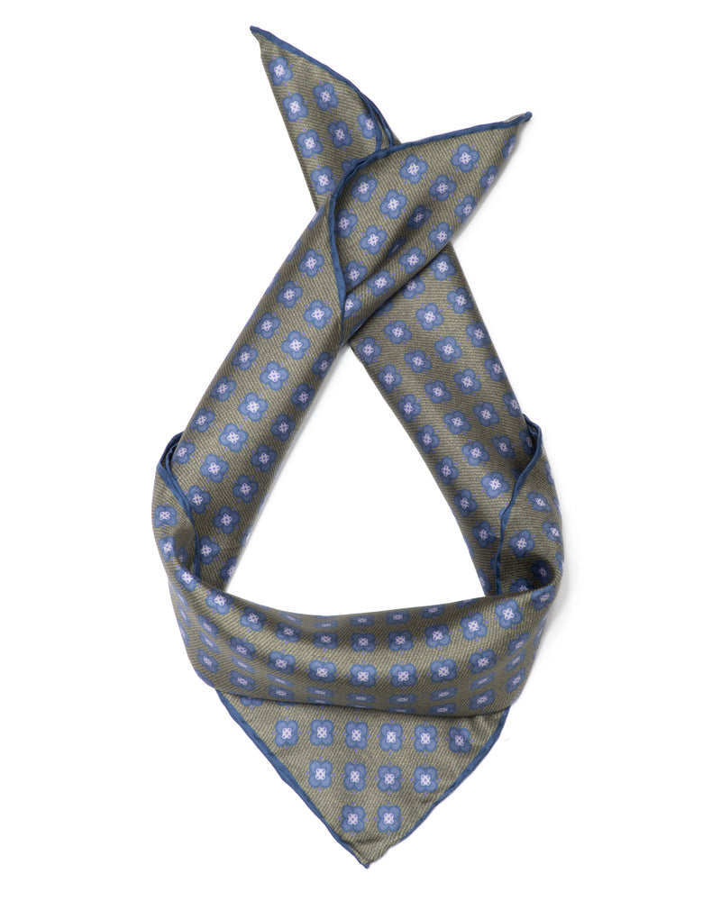 Men's silk scarf subtle pattern green