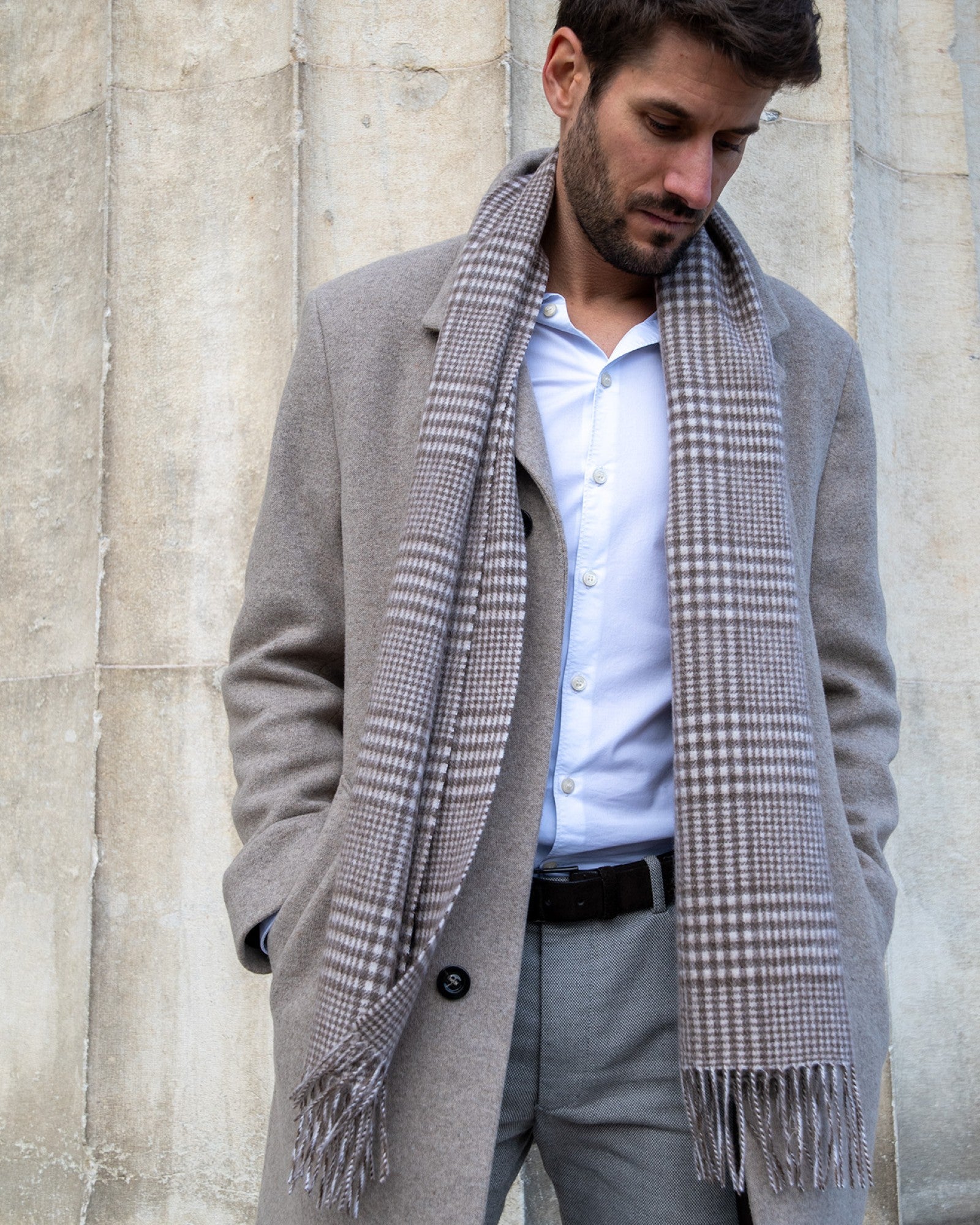 Cashmere scarf houndstooth beige