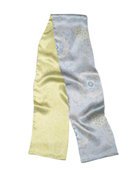 Seidenschal beidseitig, Mandala hellblau und zartgrün 16x145