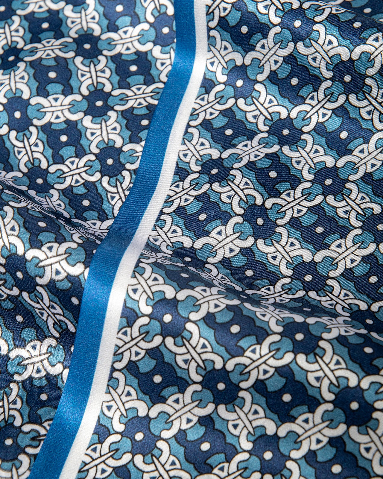 Seidenschal schmal, Pattern blau, beiseitig 16 x 145 cm, Sommerschal