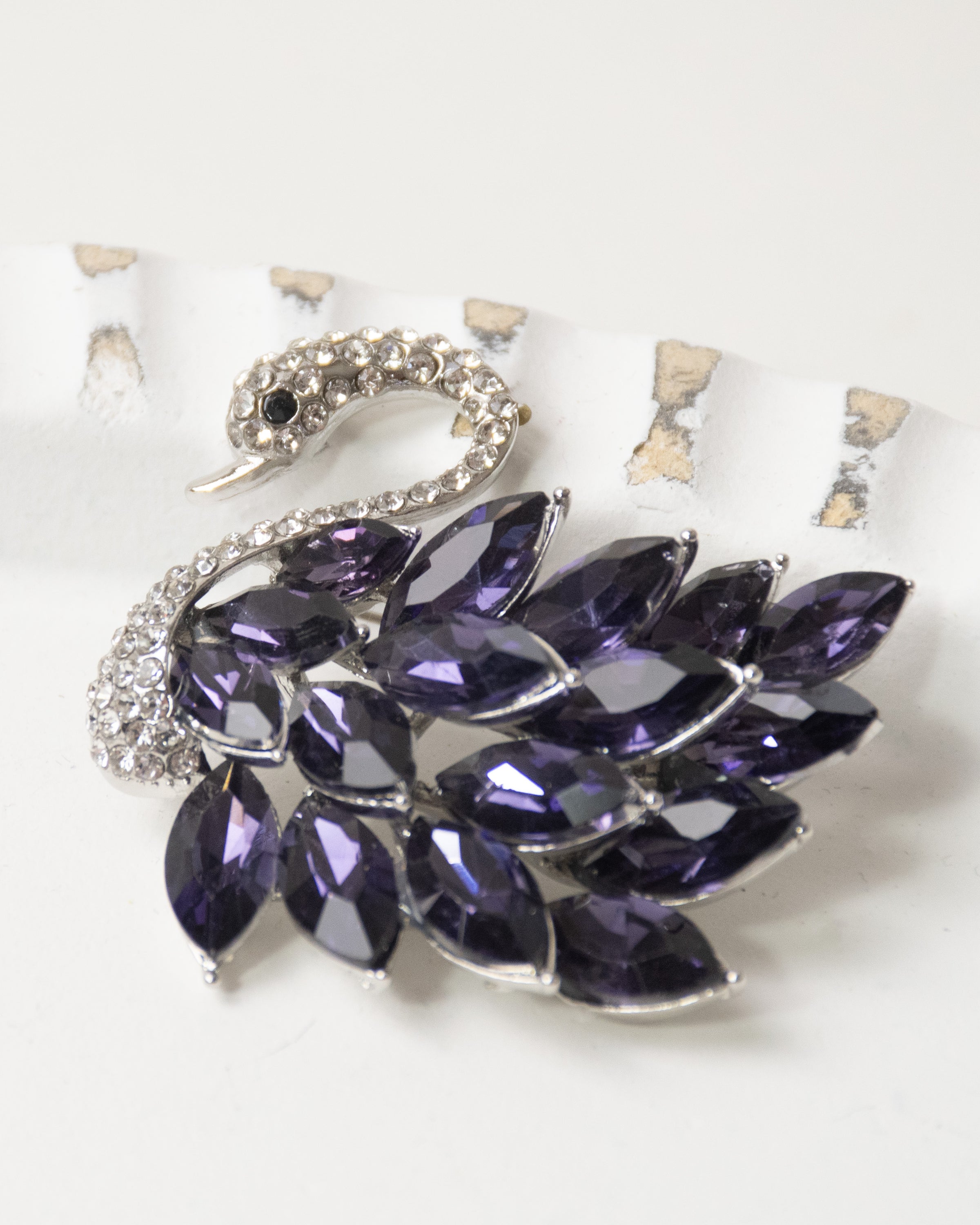 Swan" brooch, purple